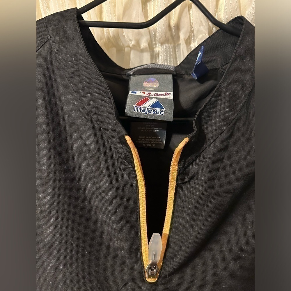 Authentic Majestic MLB Pittsburgh Pirates windbreaker - Picture 6 of 6